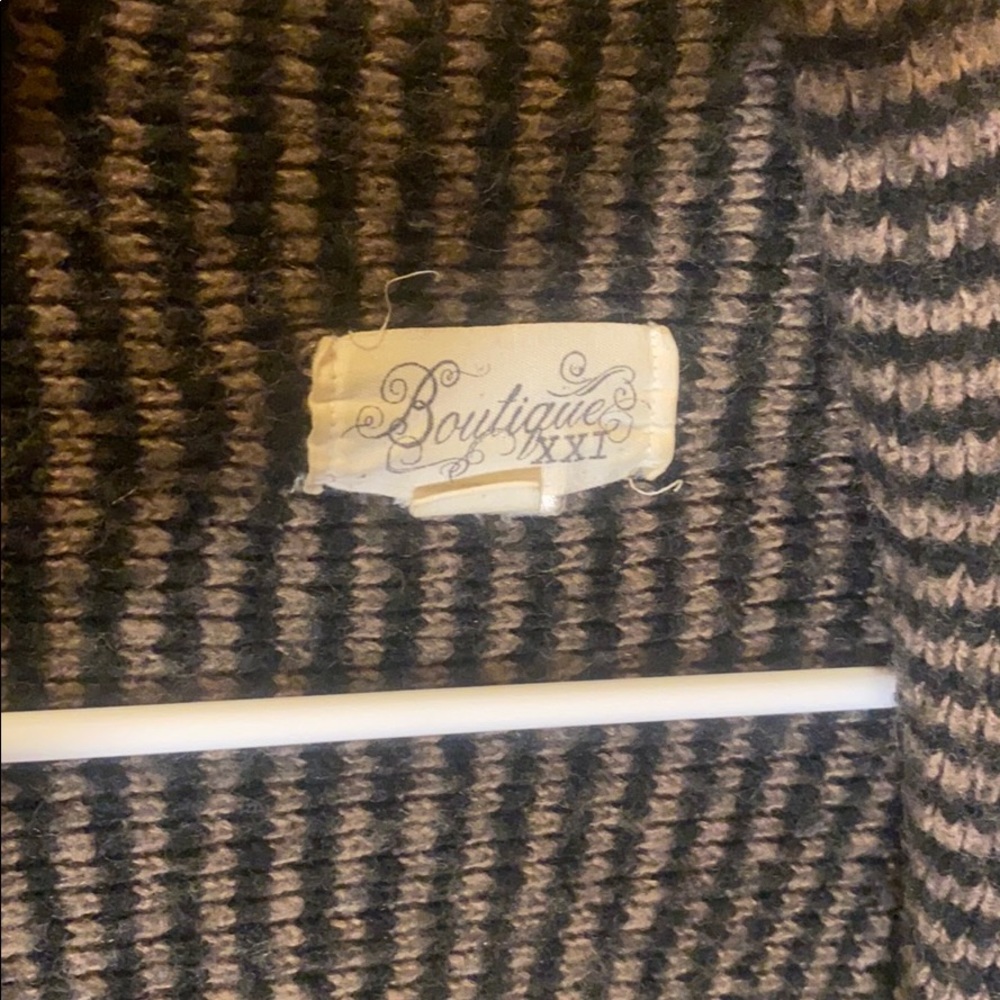 Striped sweater. - Picture 2 of 4